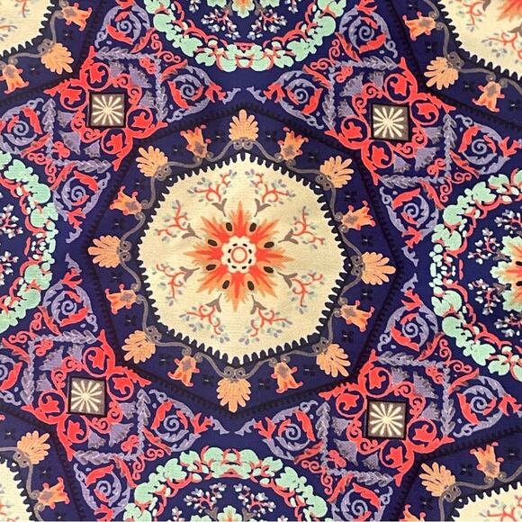 Soprano geometric pattern tie back tunic size extra small XS b23 - Picture 3 of 5